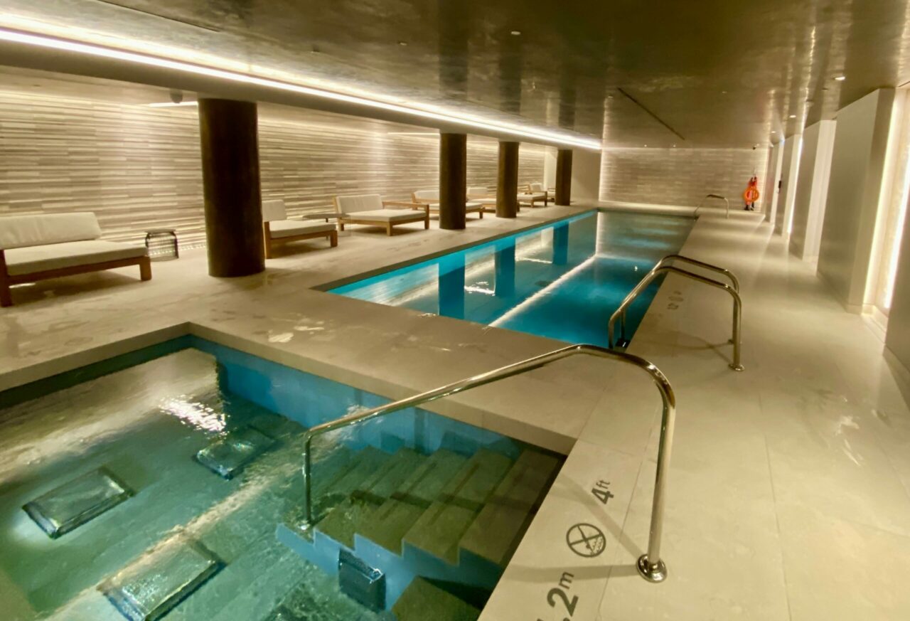 Westin Swimming Pool