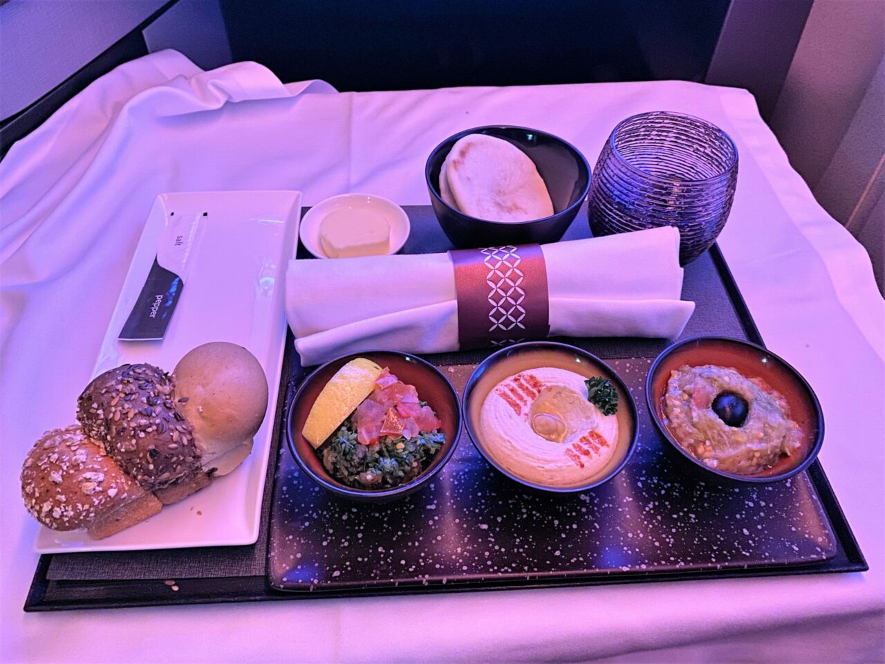 Qatar Airways business class flight meal 