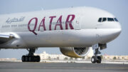 qatar airways b777-300er