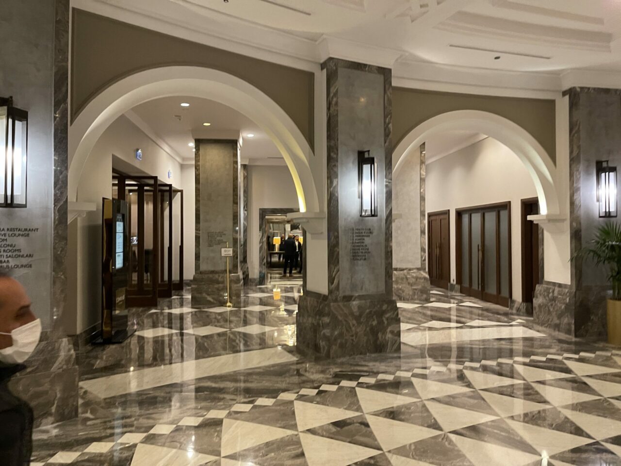 Conrad Istanbul Bosphorus Hotel Lobby 