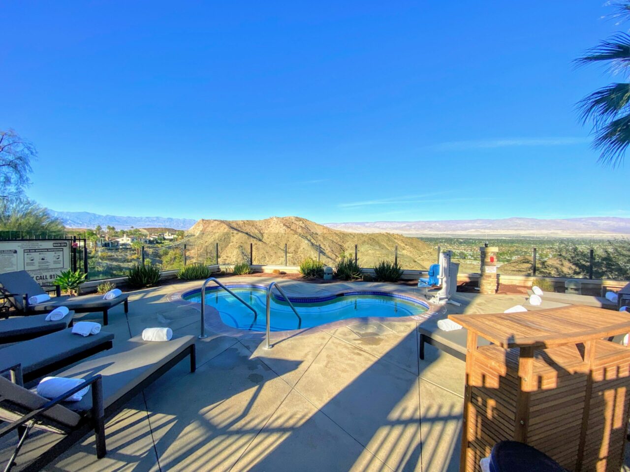 The Ritz Carlton Rancho Mirage hotel Hot Tub 