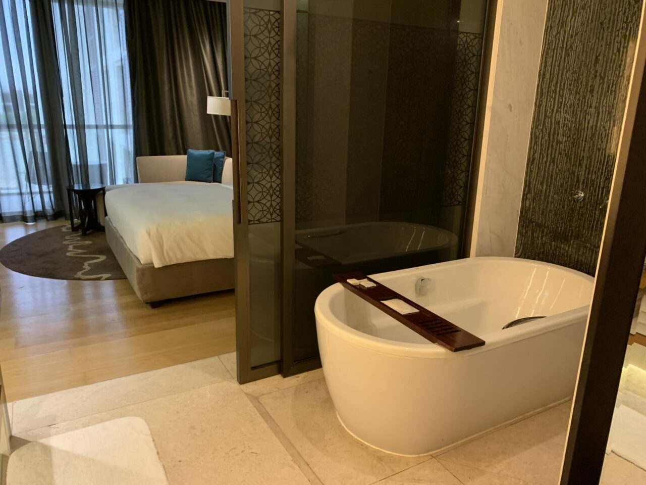 Hyatt Park Saadiyat Hotel Bathroom