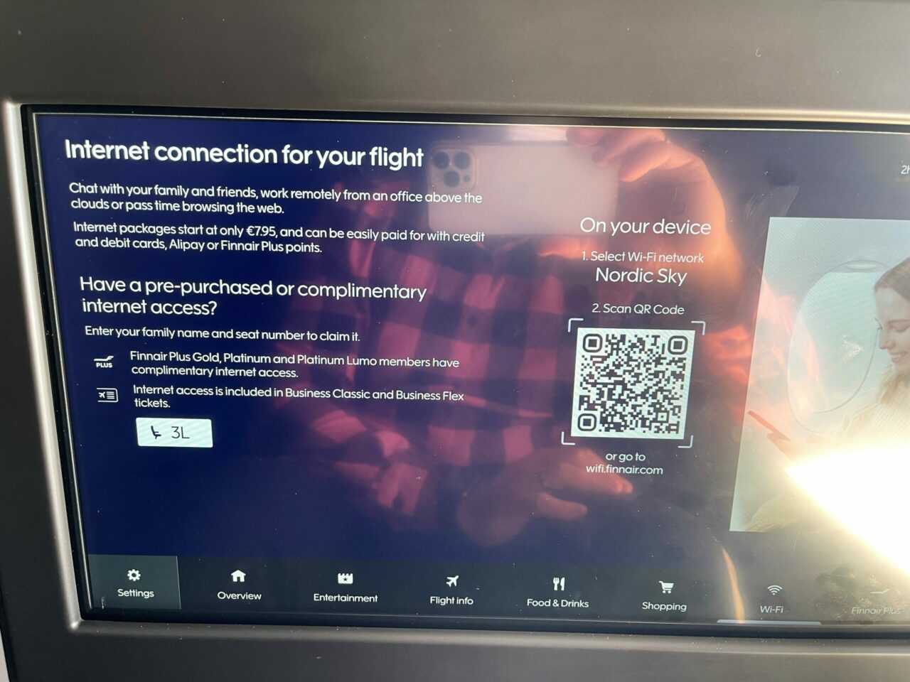 Finnair new A350 non reclining long haul business class IFE Screen 