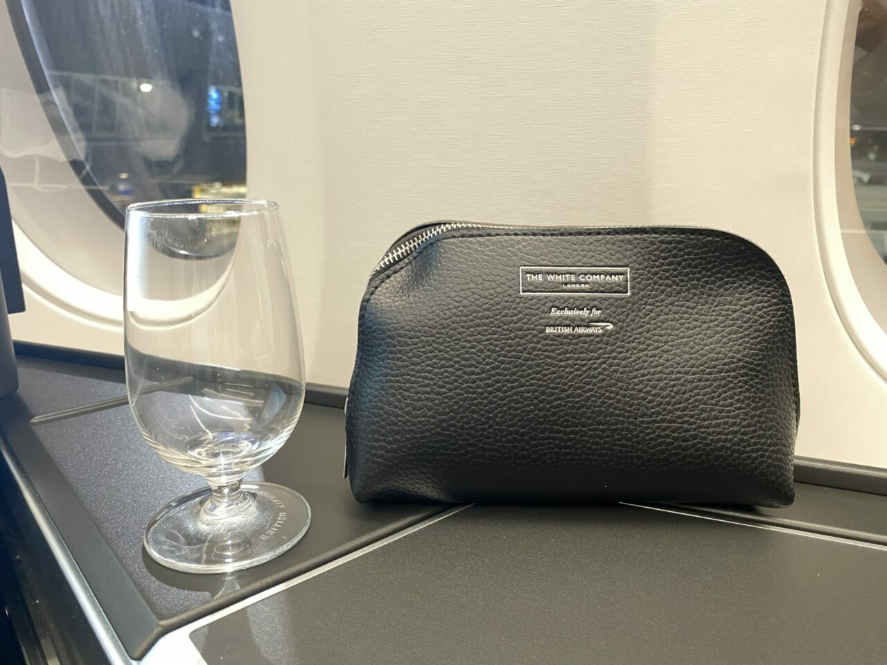 British Airways A350: Club Suite bag 