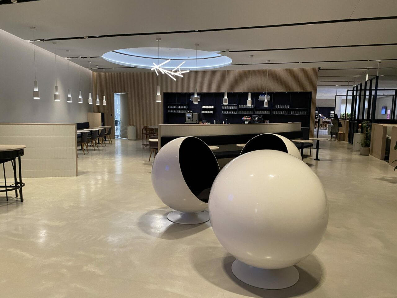 Finnair Lounge inside 