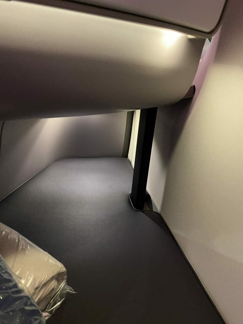 Finnair new business class seat storage