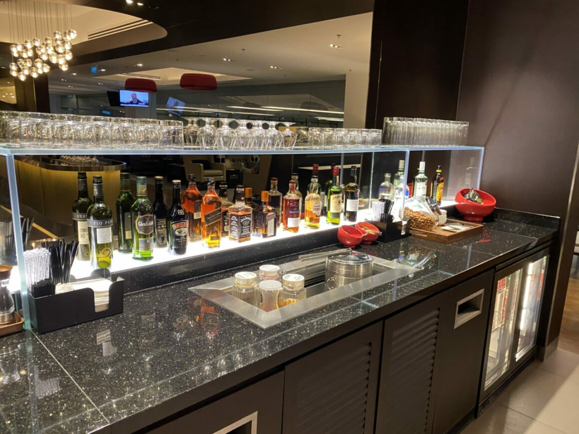 BA Lounge Alcoholic Drinks