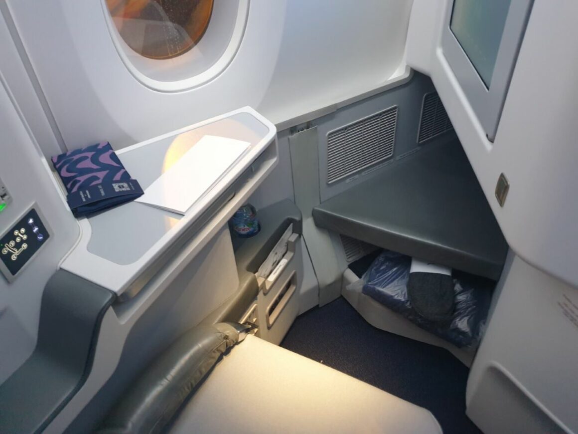 Finnair 1A whole seat