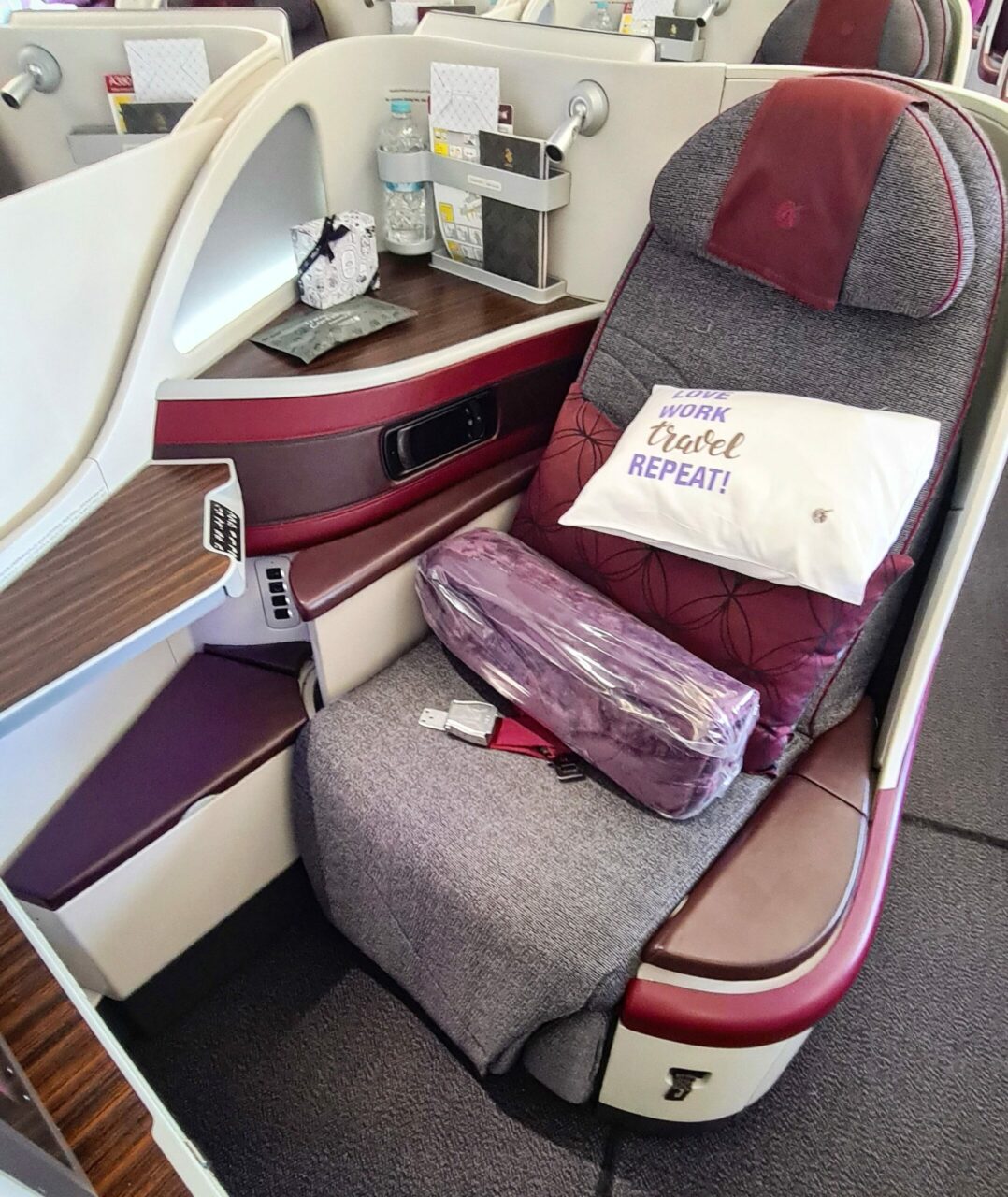 A380 Qatar Airways Q Suites Business Class Seat 