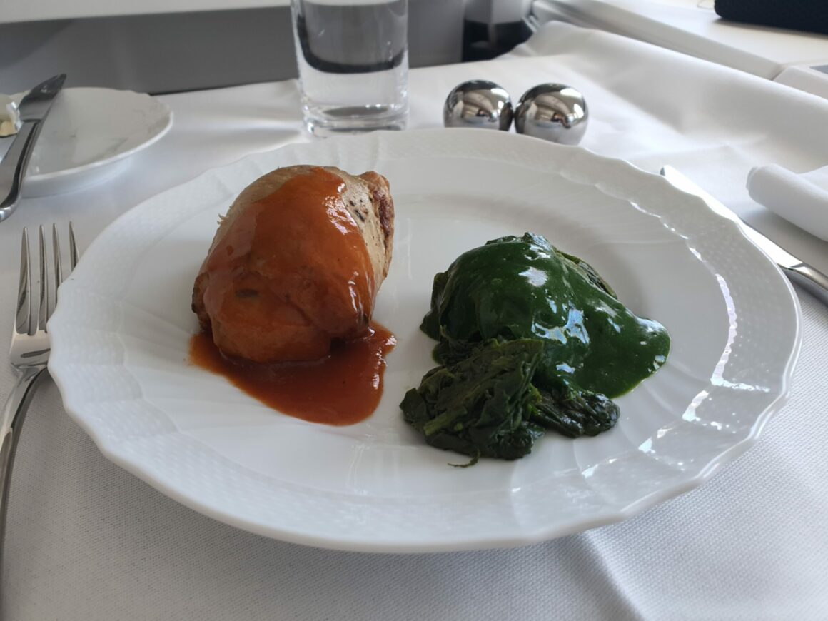 ITA Airways A350 Maiden Flight Business Class chicken with two sauces 