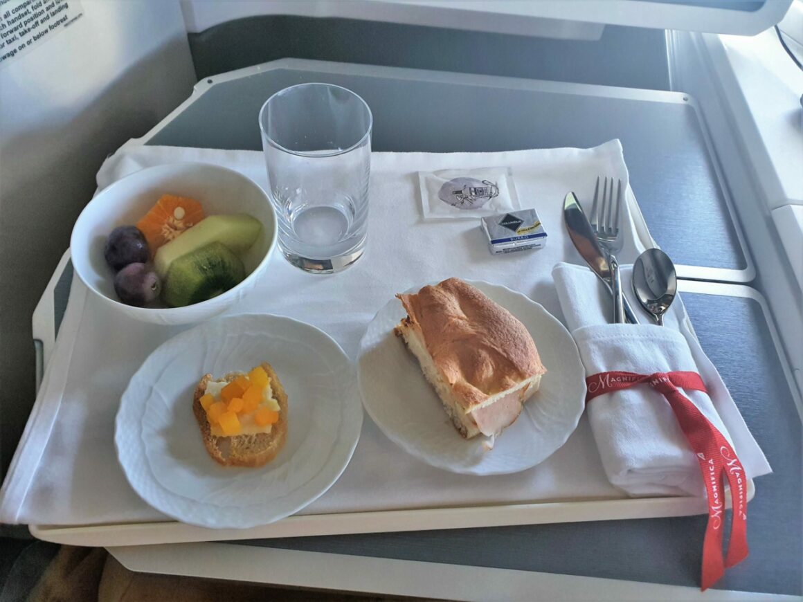 ITA Airways A350 Maiden Flight Business Class meals 