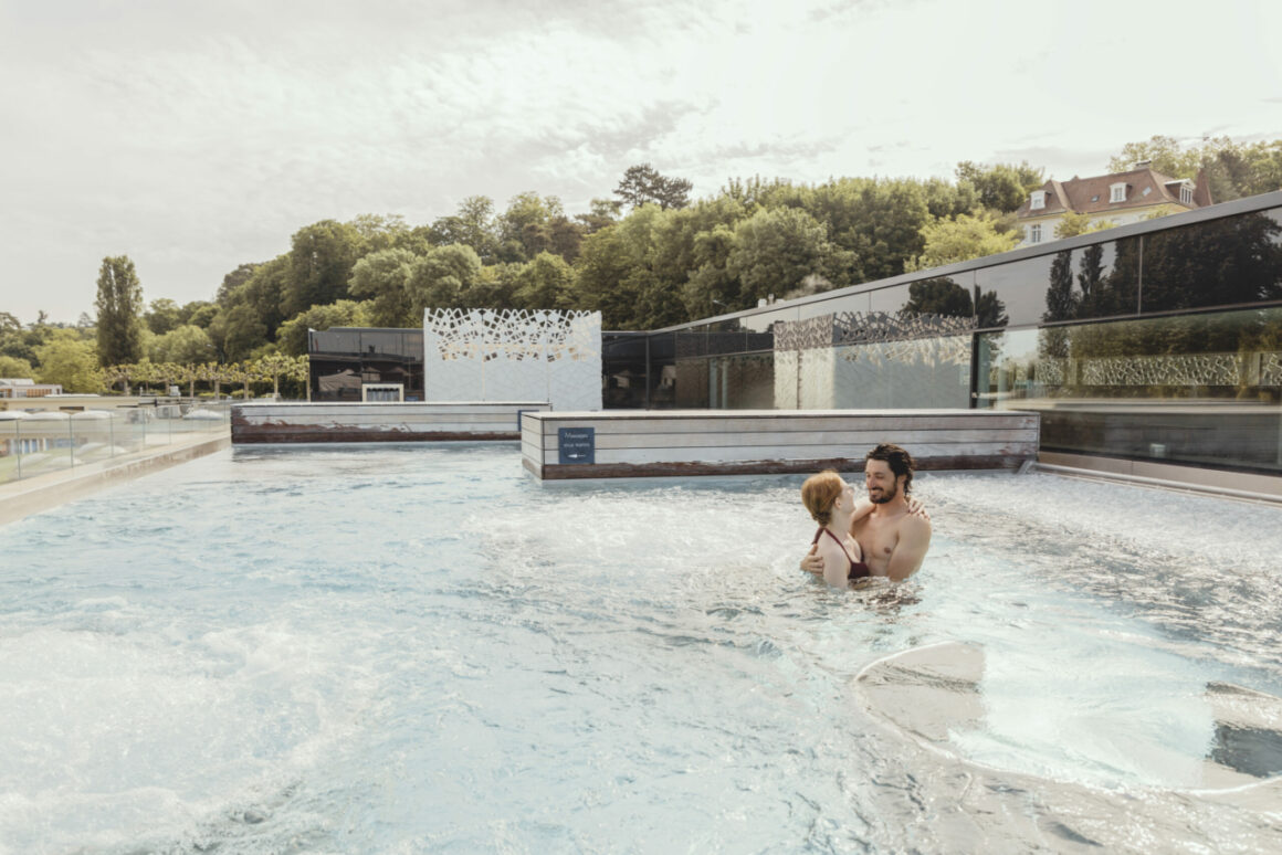 Bain Bleu, Geneva is the perfect summer break