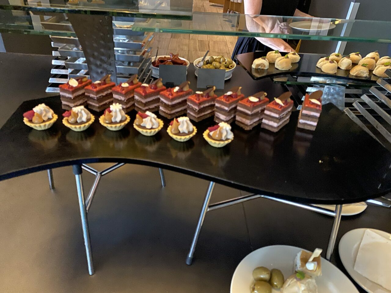 Intercontinental Hotel Malta by IHG cupcake selection