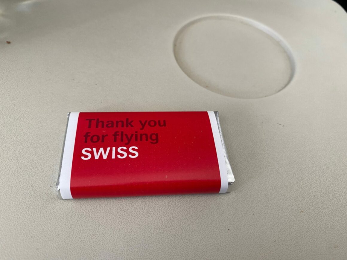 Swiss A220 economy mini chocolate bar 