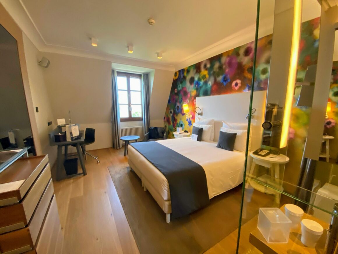 Hotel Metropole review bedroom 