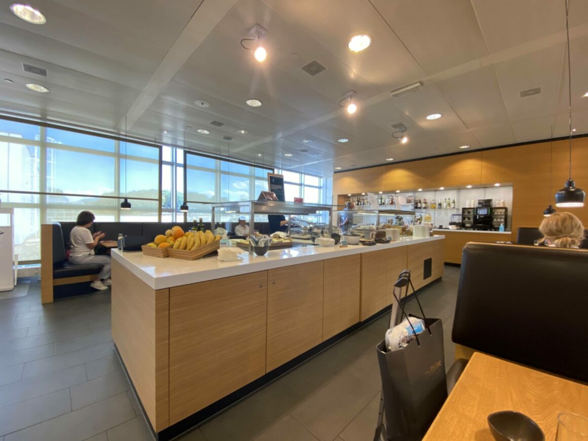 Swiss Lounge Buffet Area
