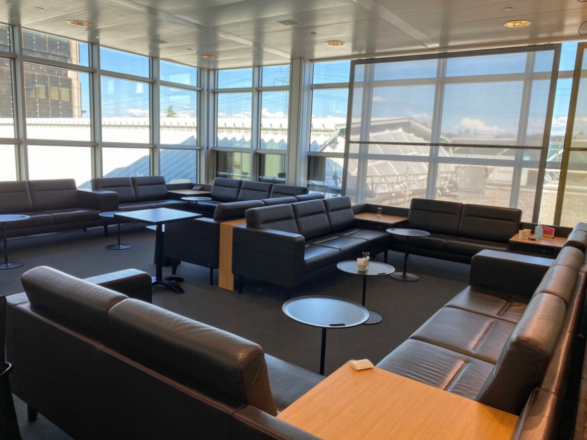 Swiss lounges on business class 