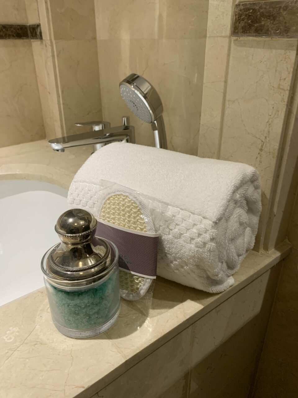 Ritz-Carlton Hotel Santiago Amenities