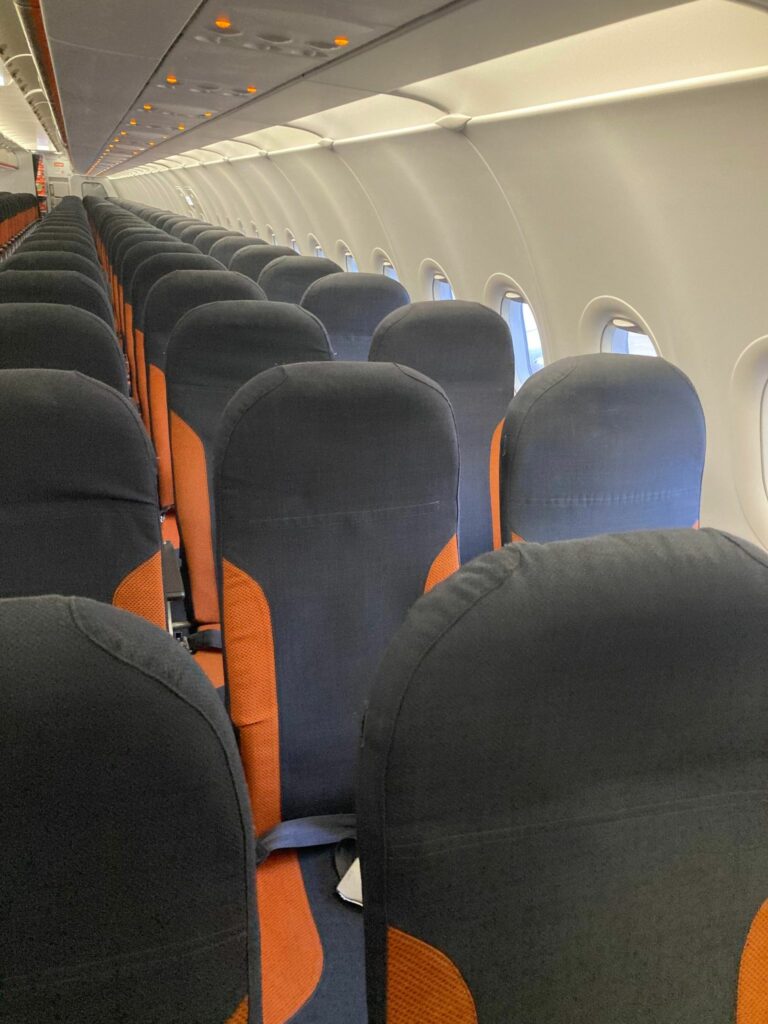 easyjet flight layout, plane