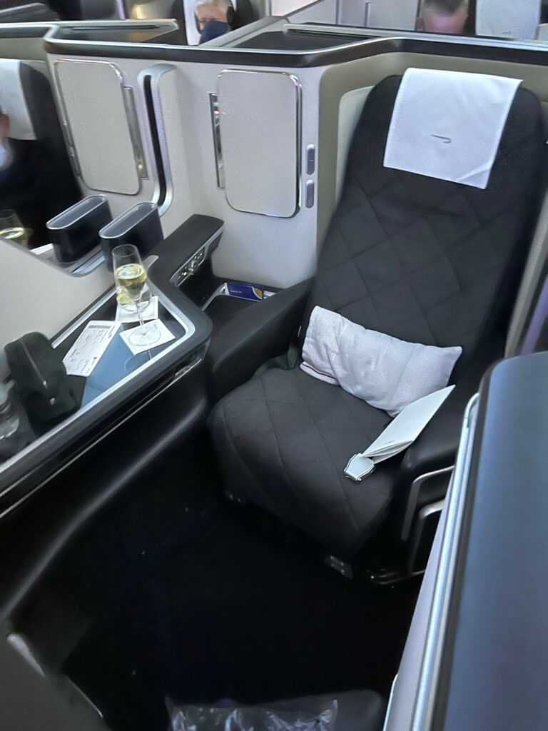 READER REVIEW: BA First on the Unicorn Route - London to Sydney booked ...