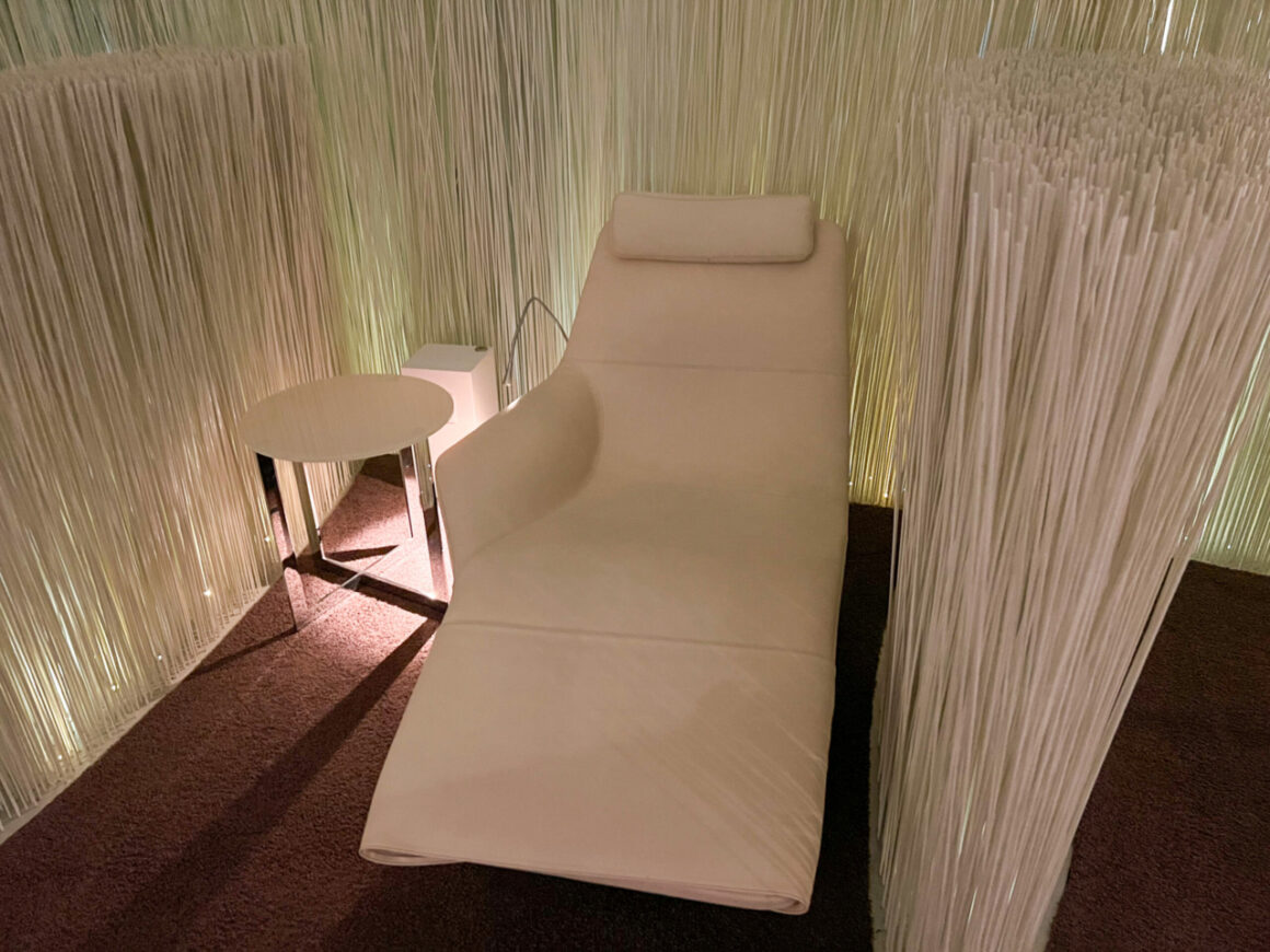 Air France La Première First Class Lounge napzone