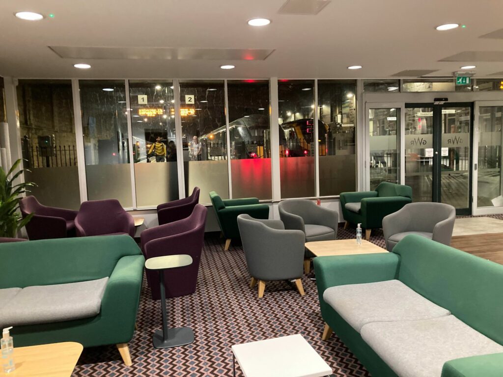 the first class lounge penzance