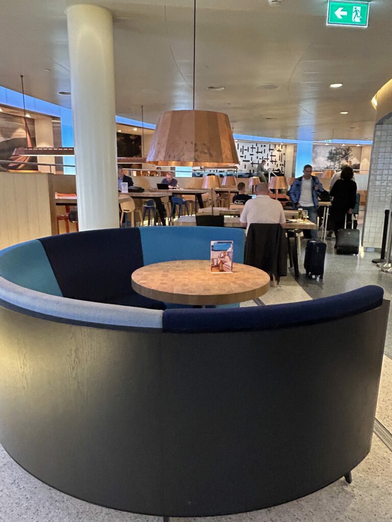 KLM's non Schengen Crown lounge