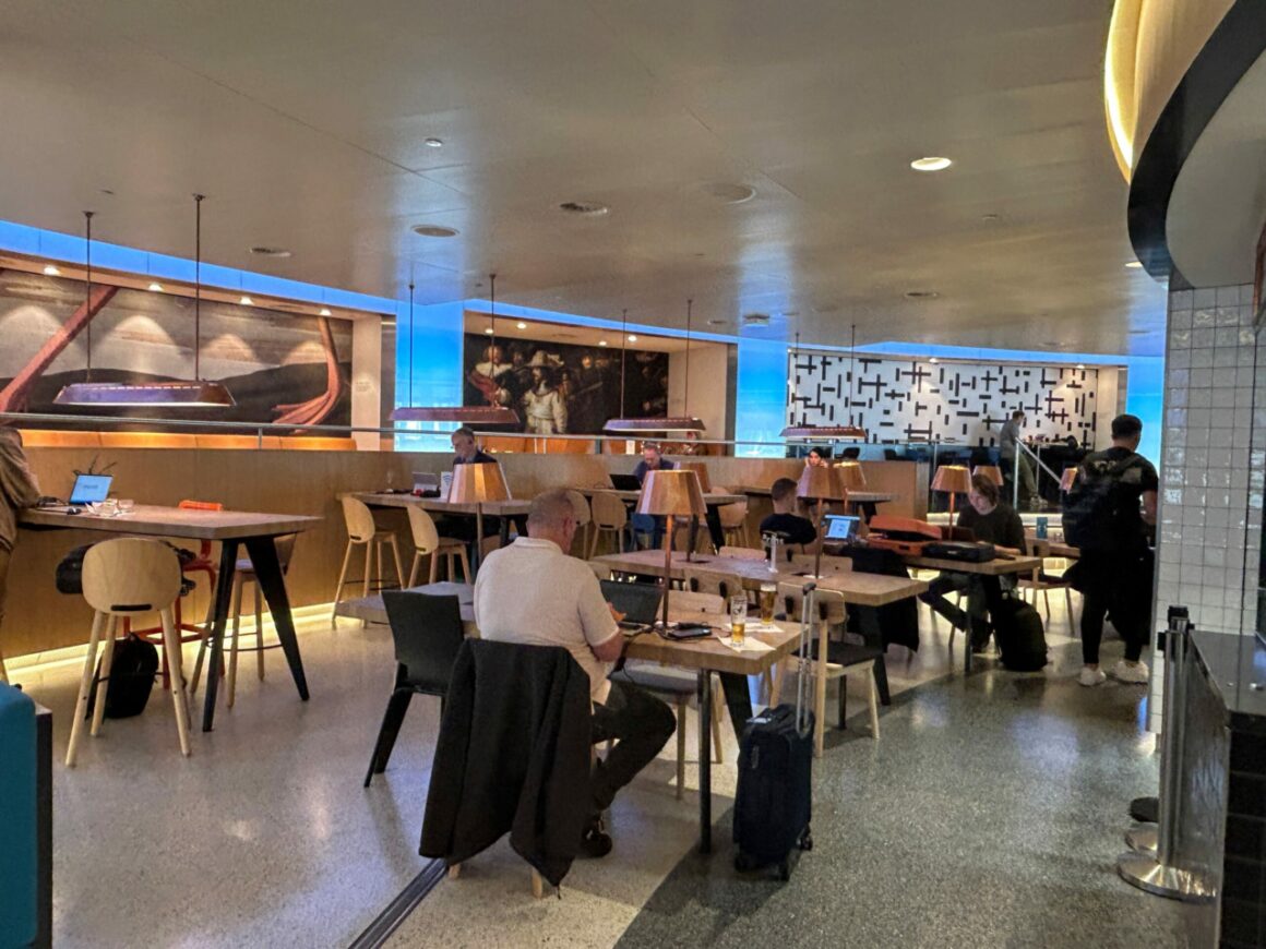 KLM's non Schengen Crown lounge buffet 