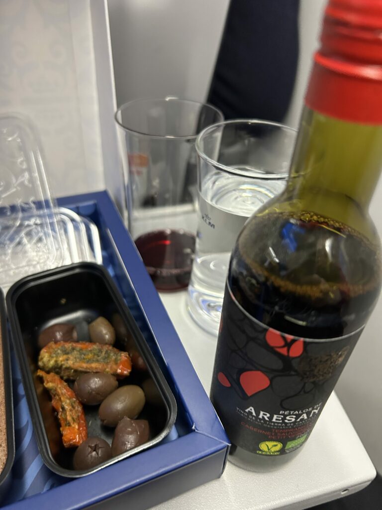 KLM City Hopper E190 Business class Meal 