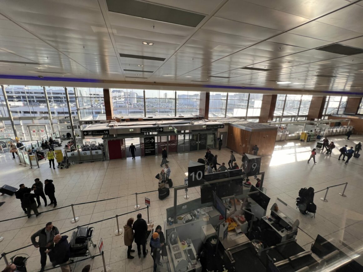 Air France KLM check-in zone