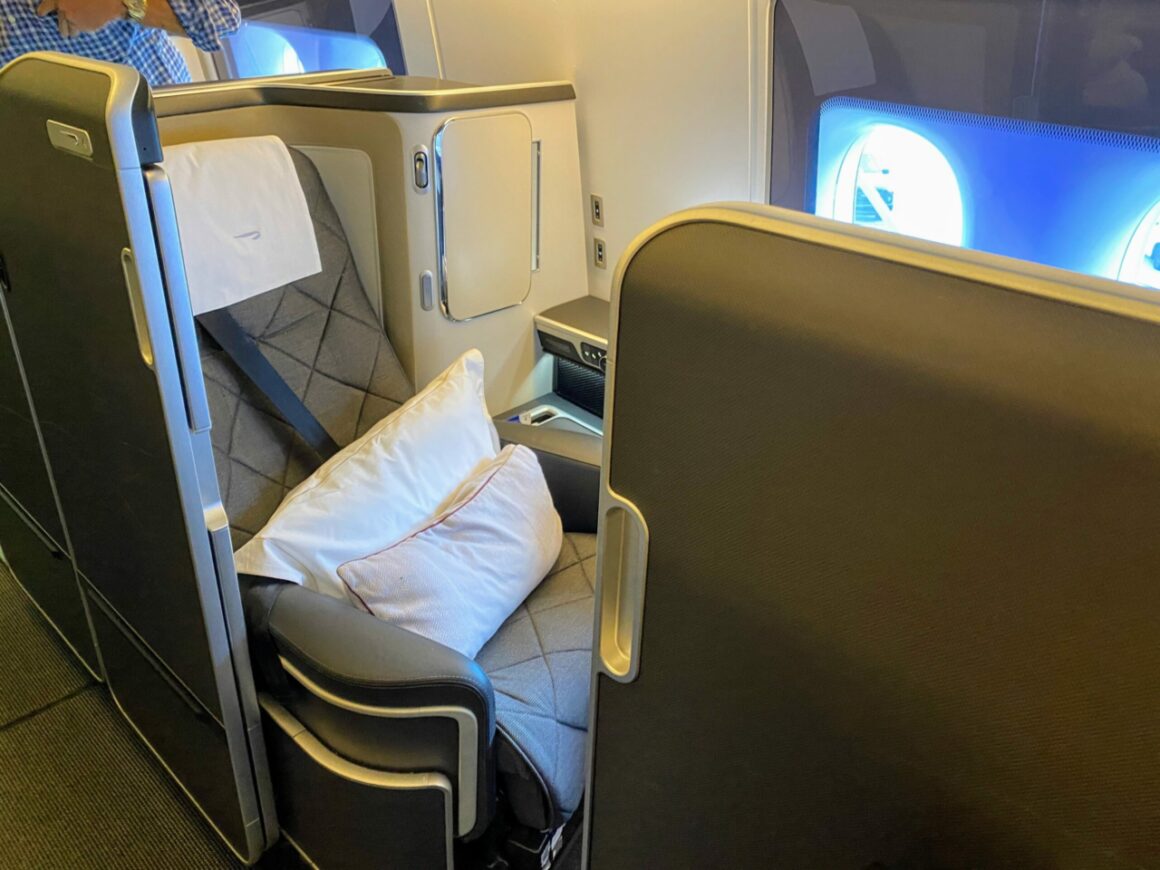 British Airways new first class suite seat 