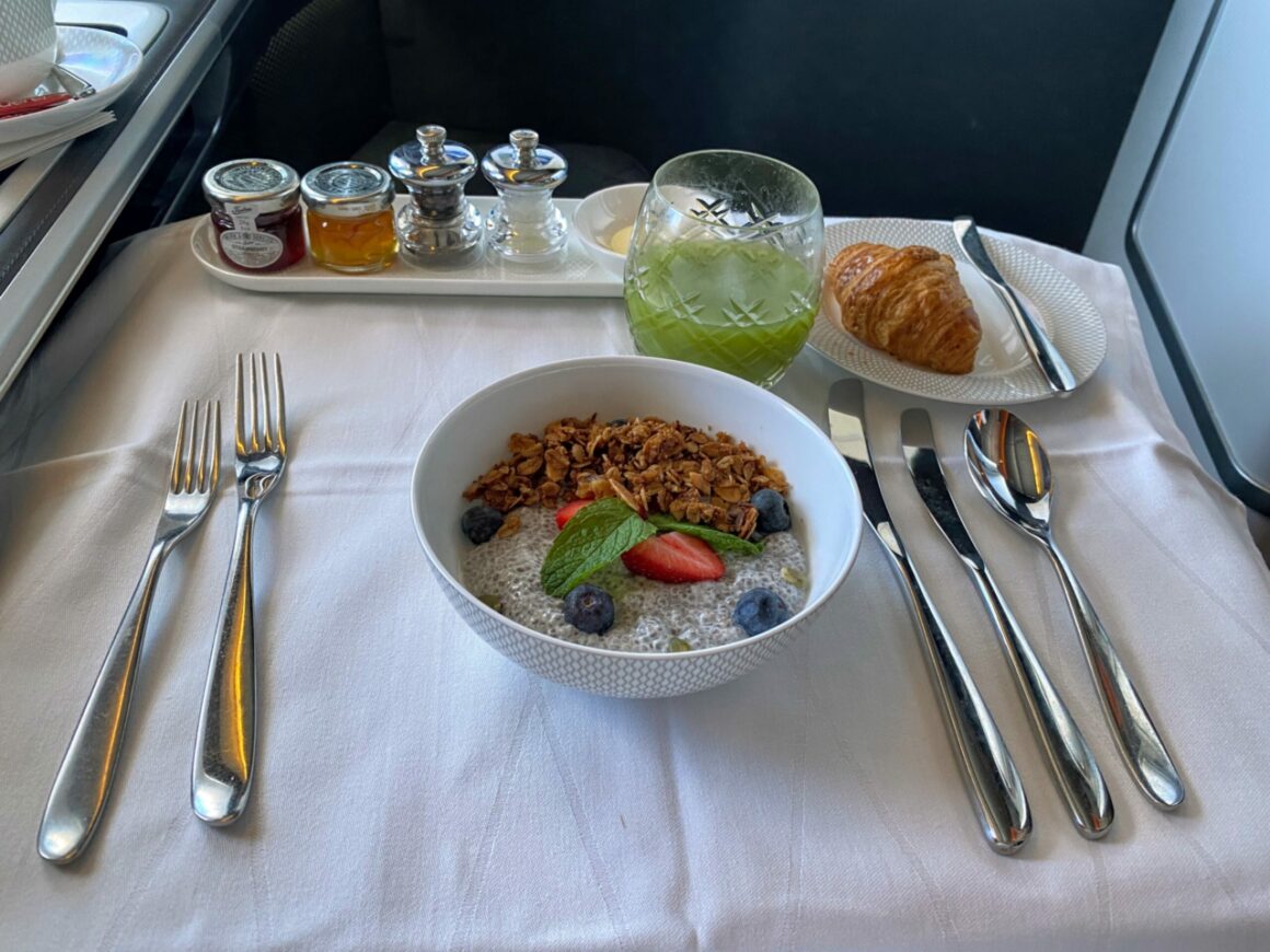 British Airways new first class suite breakfast meal 