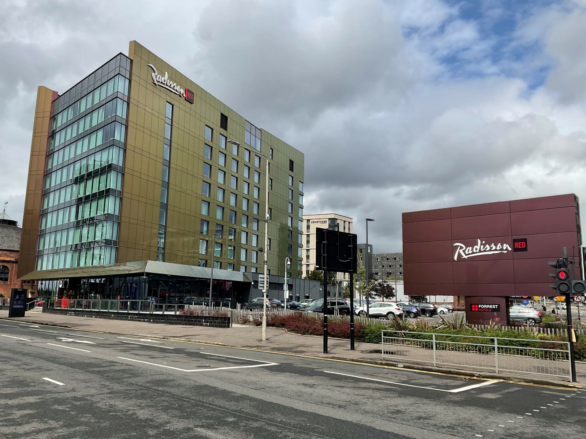 REVIEW Radisson RED hotel, Glasgow LaptrinhX / News