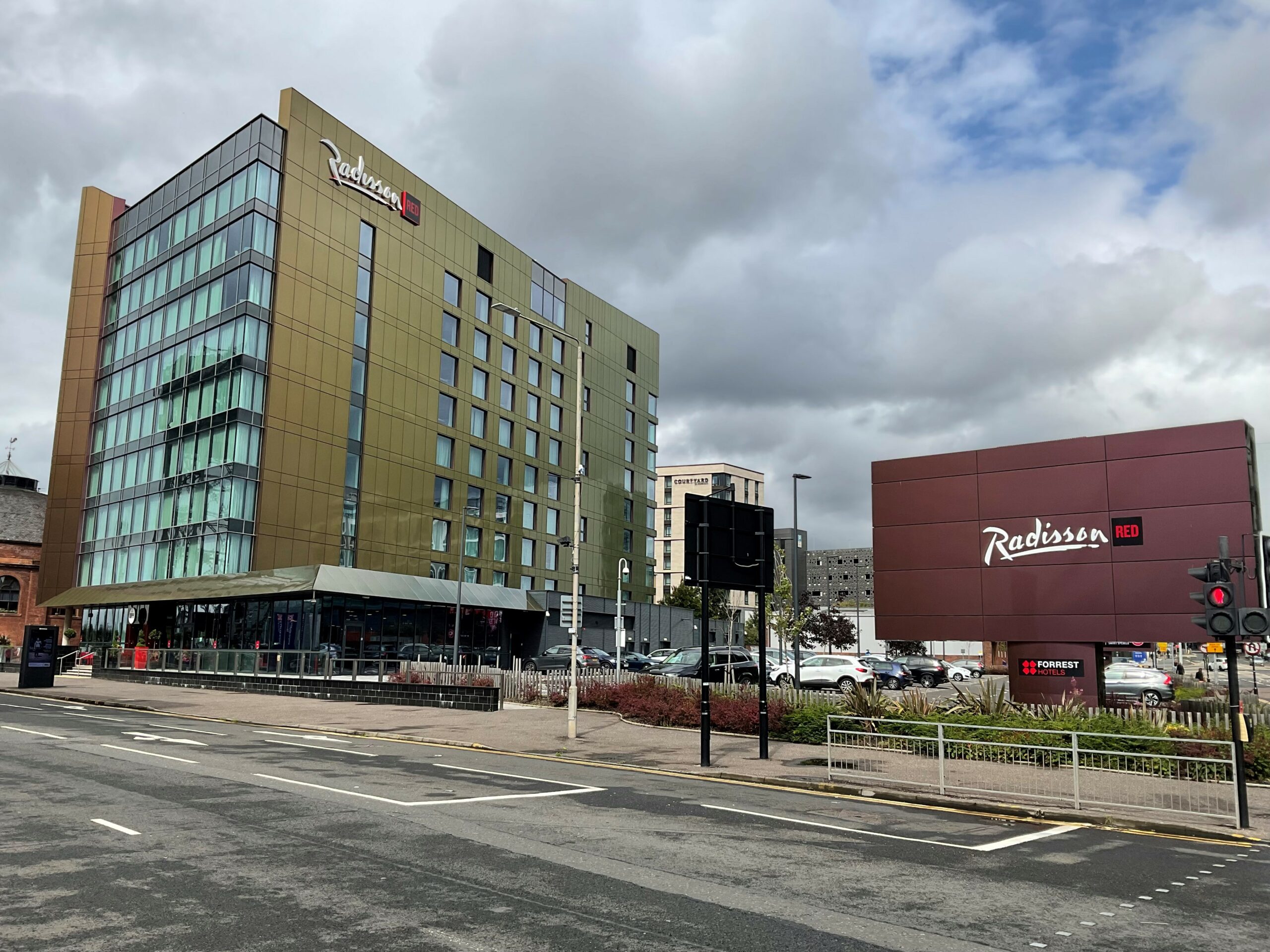 REVIEW: Radisson hotel, Glasgow - Turning left for less