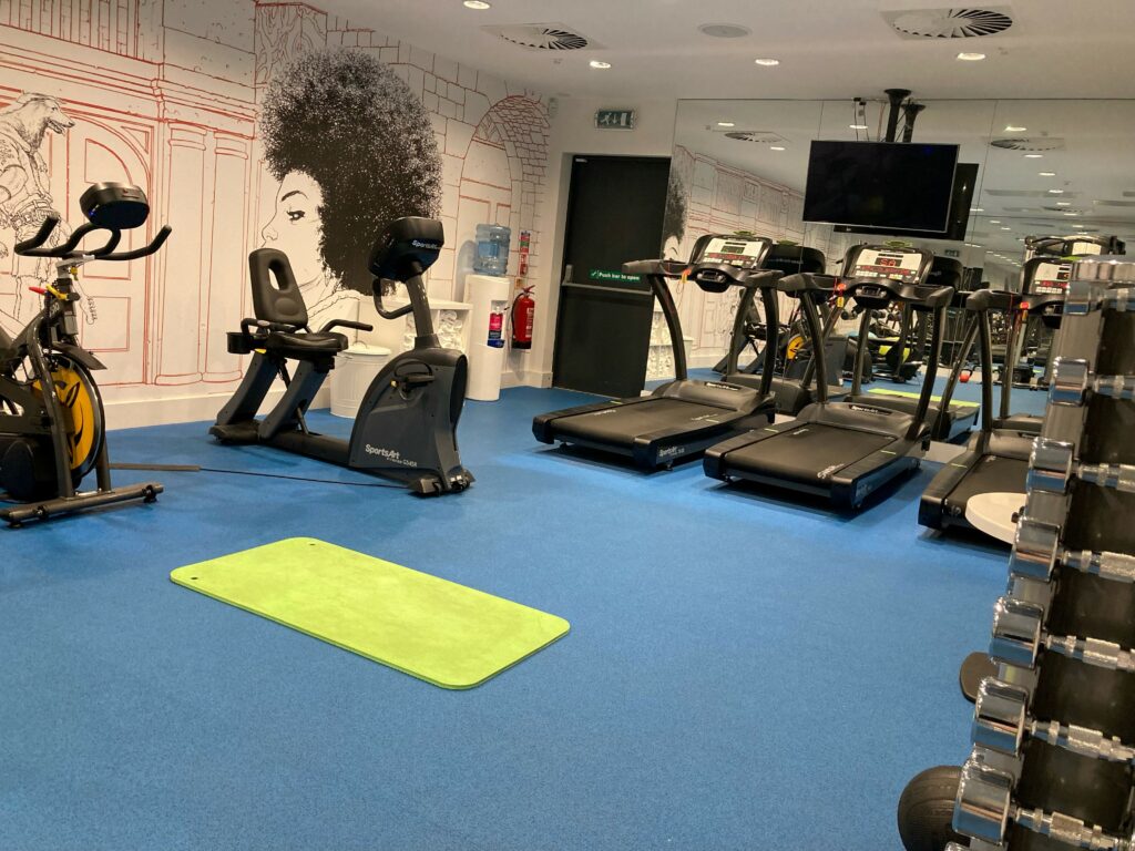 Radisson RED hotel in Glasgow Gym 