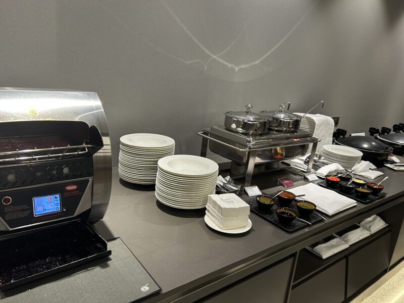 Qatar Airways new lounges Doha review what lounges can you access on