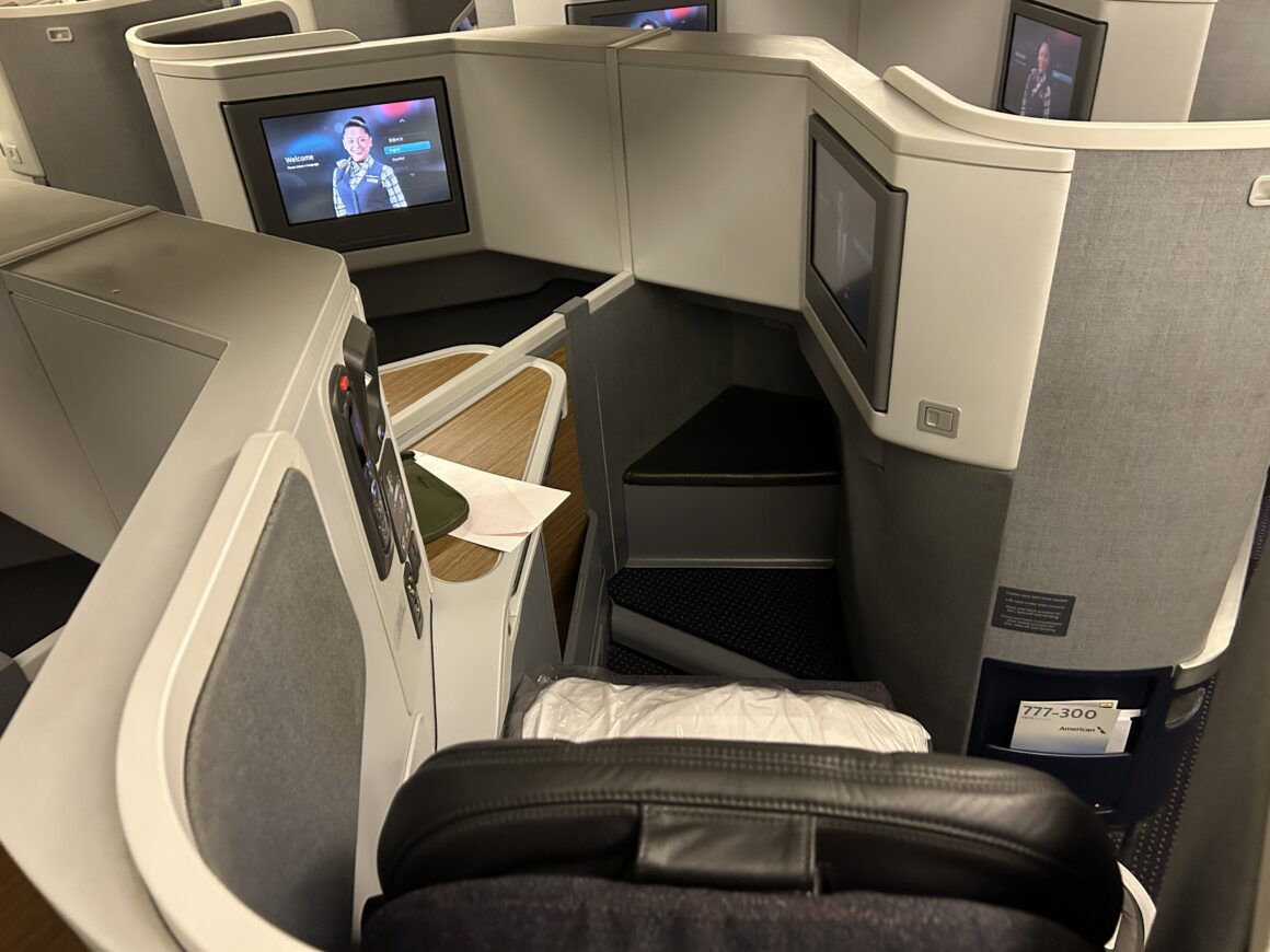 American Airlines B777-300ER Business Class seat 