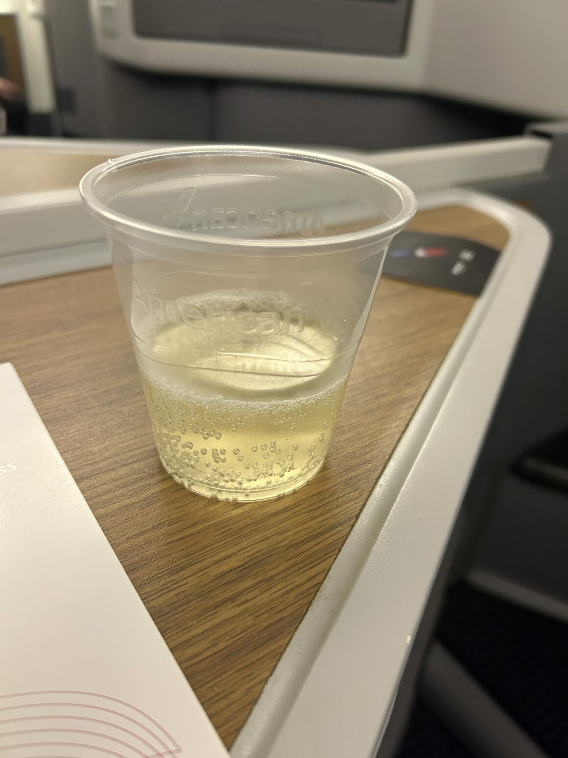 American Airlines B777-300ER Business Class champagne 