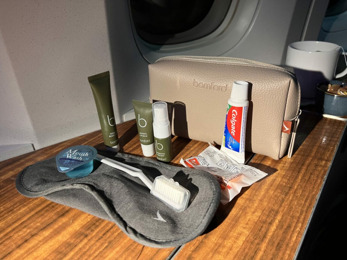 Cathay Pacific 777-300ER Business Class toiletries