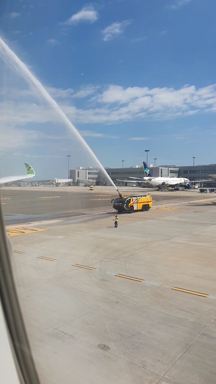 Brazil Watercannon Salute