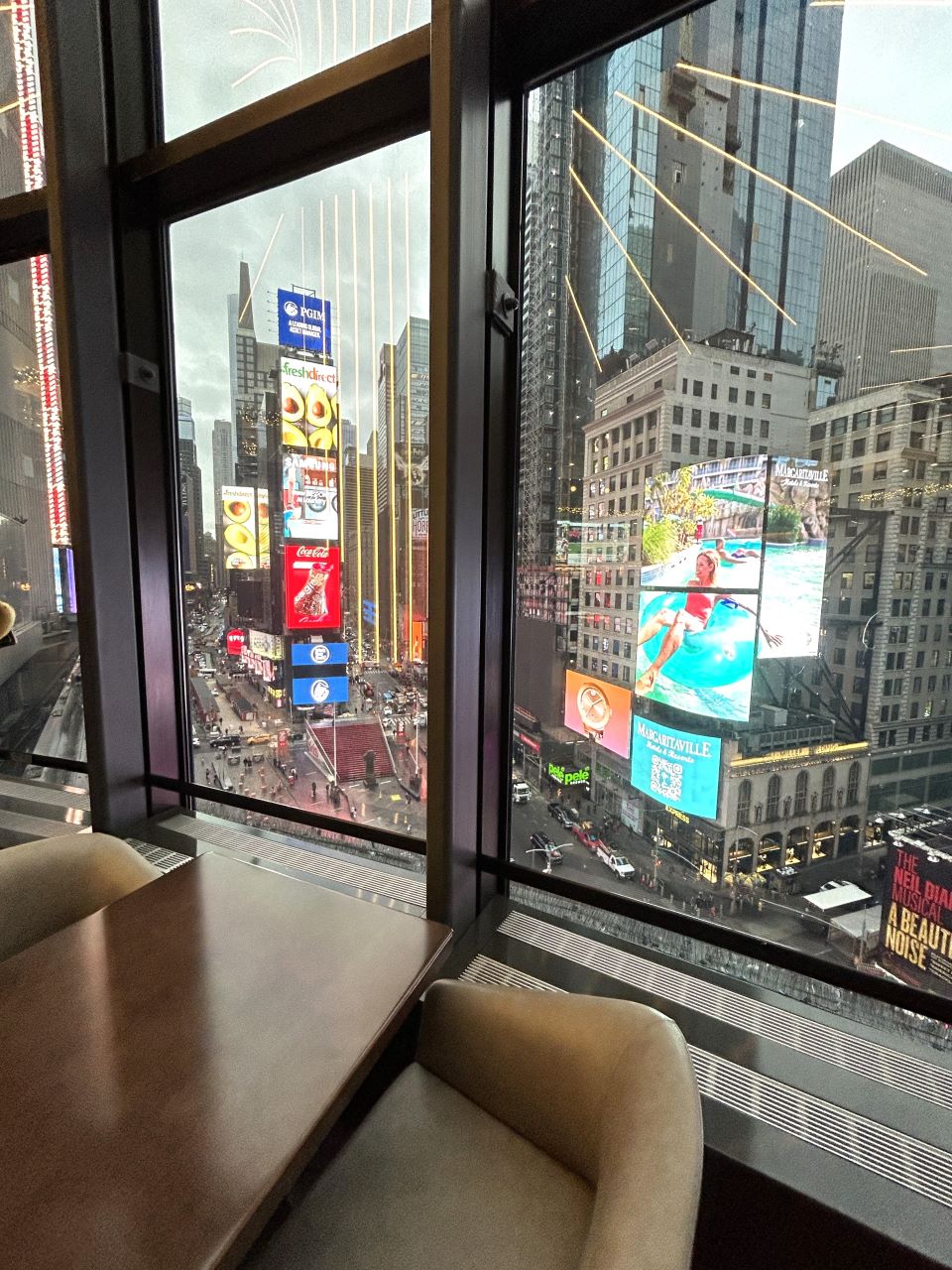 Marriott Marquis Times Square overlooking New York building