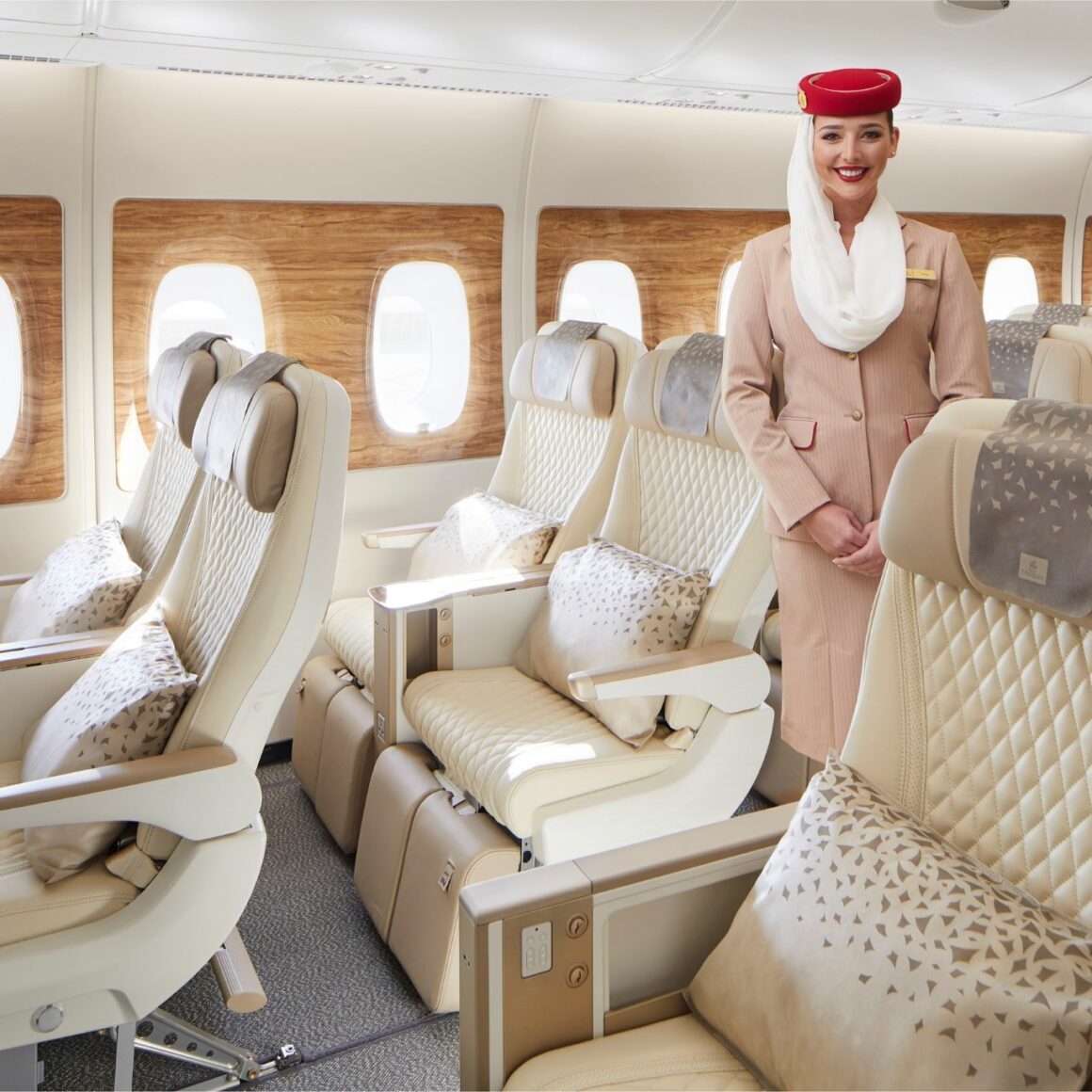 Emirates a380 СЌРєРѕРЅРѕРј