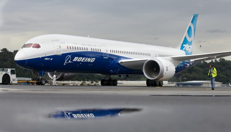 Boeing B787