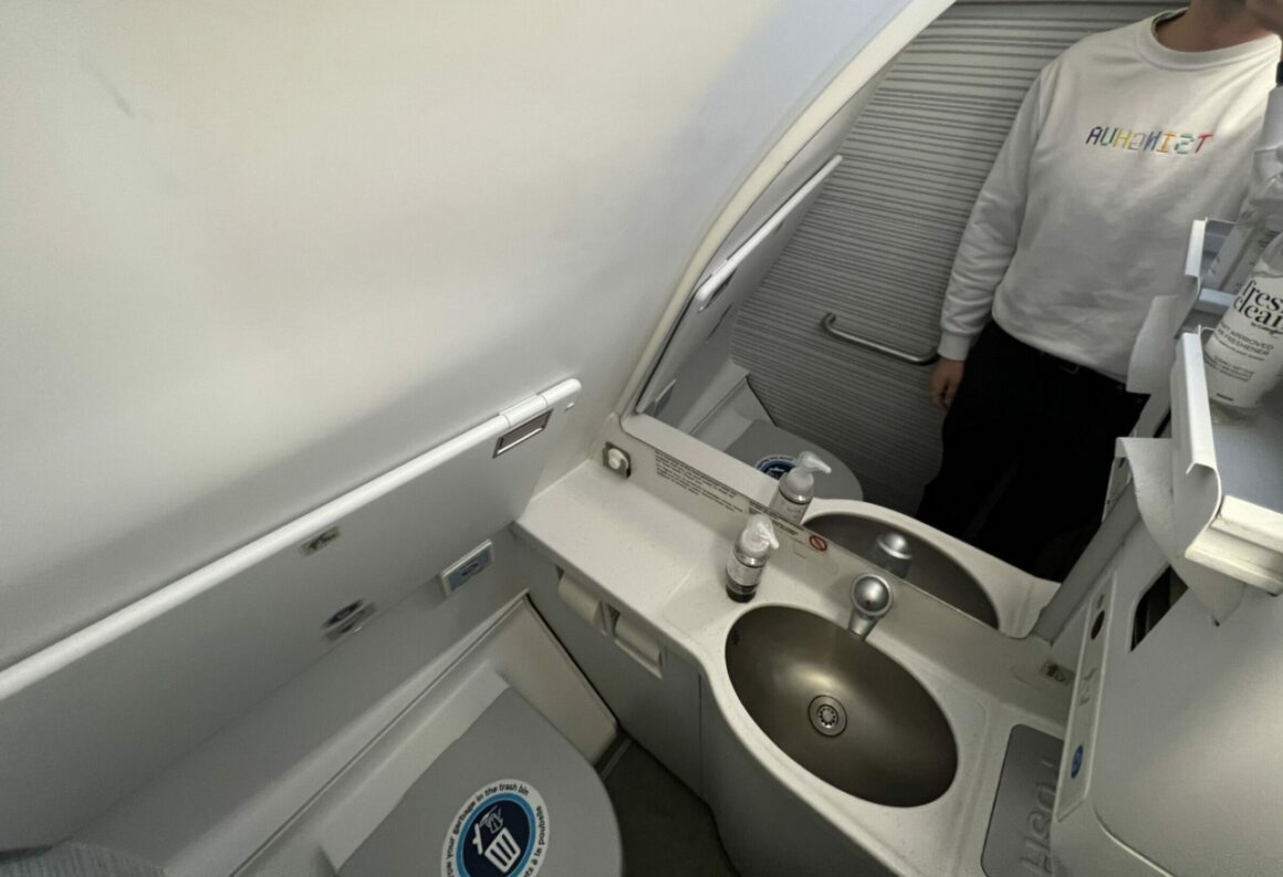 Air Transat Club Class bathroom