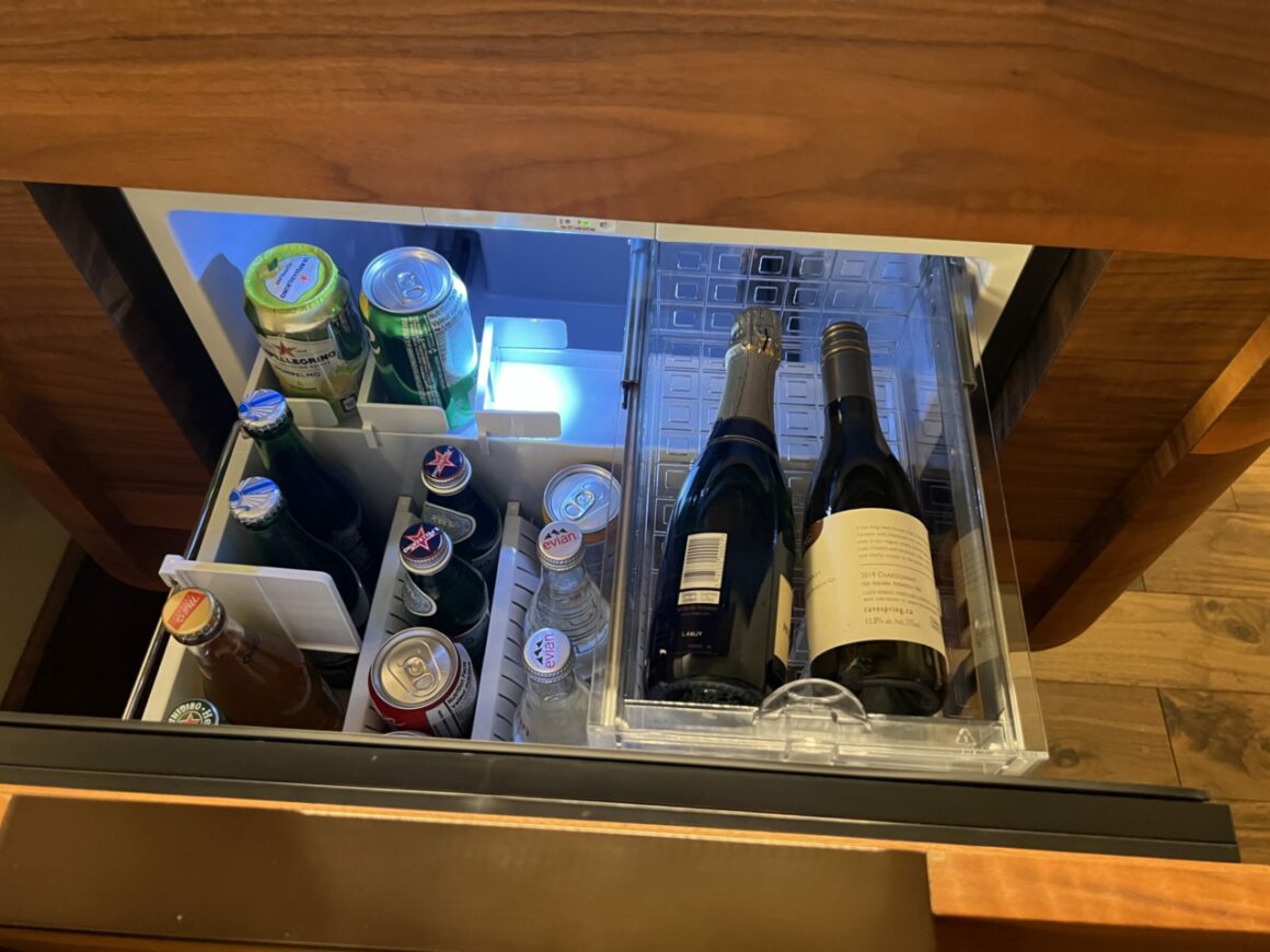 Park Hyatt cupboard