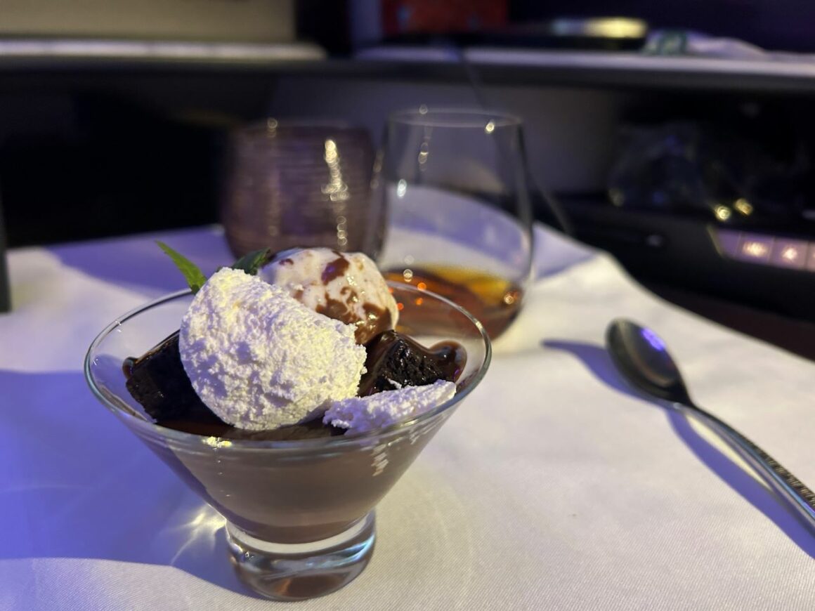 Qatar Airways QSuites - Dessert