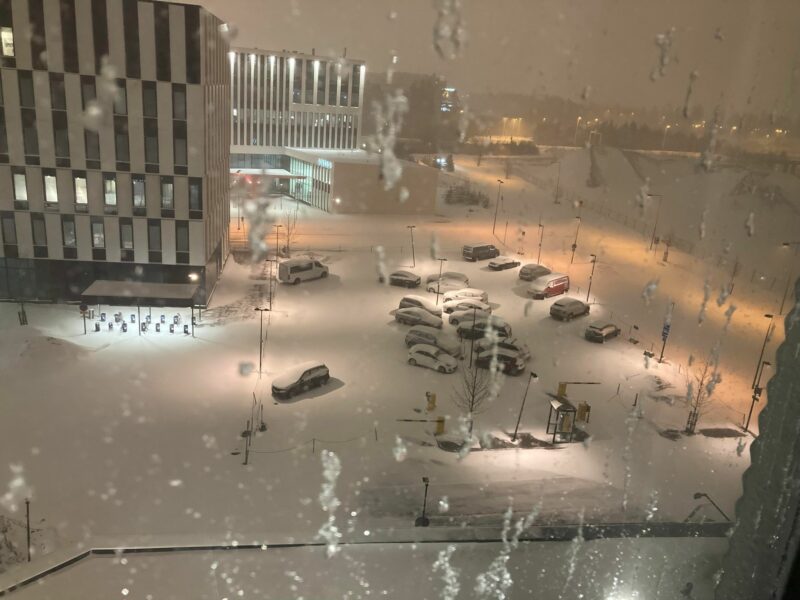 snowstorm, Helsinki Airport