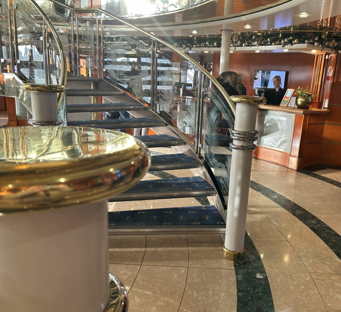 Sunborn London Yacht Hotel Check-In