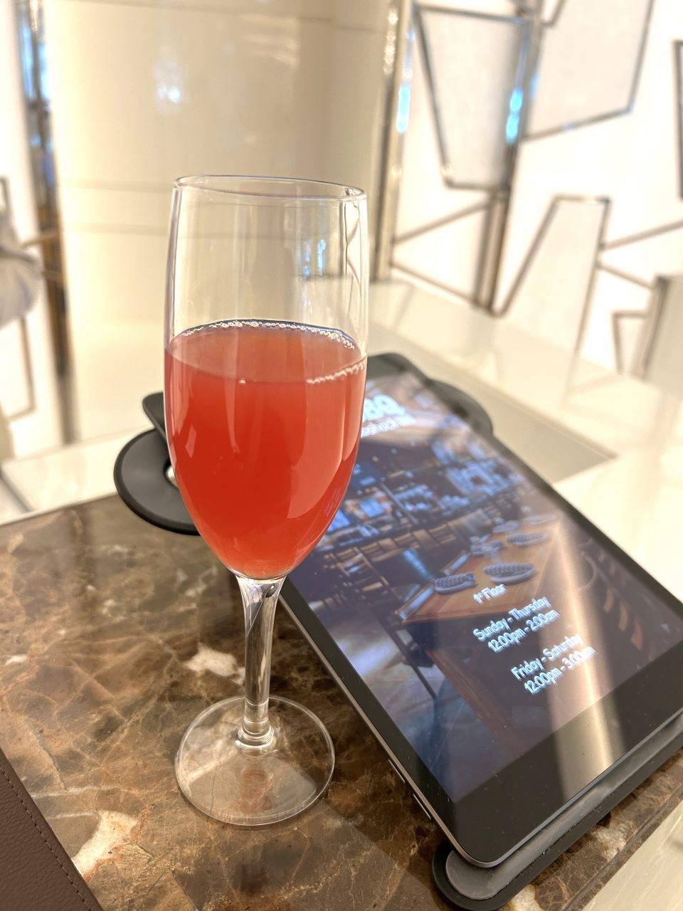 Hilton Palm Dubai Champagne