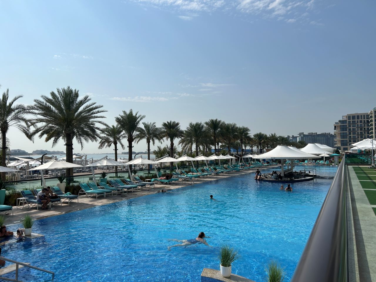 Hilton Palm Dubai Pool